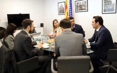 El vicepresident Puigneró engega a Nova York una ofensiva política internacional amb associacions de drets humans pel ‘Catalangate’